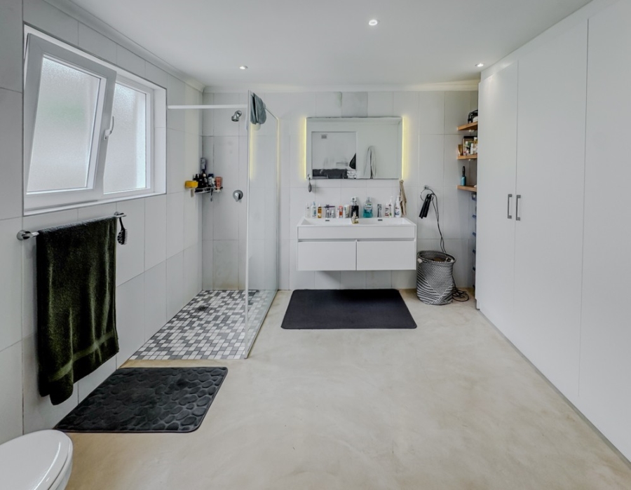 3 Bedroom Property for Sale in Claremont Western Cape
